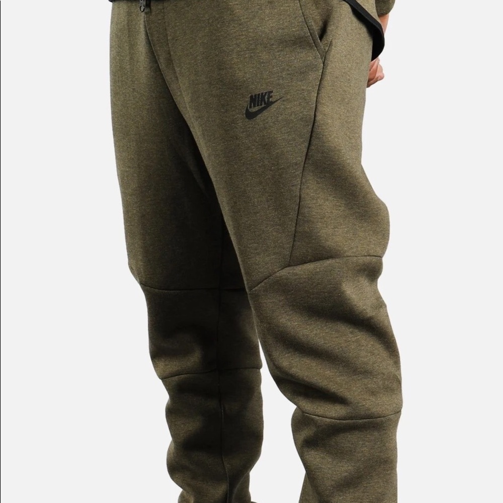 Nike Tech Fleece Joggers